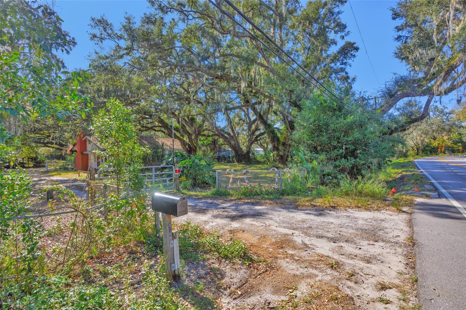 UNPLATTED - Residential