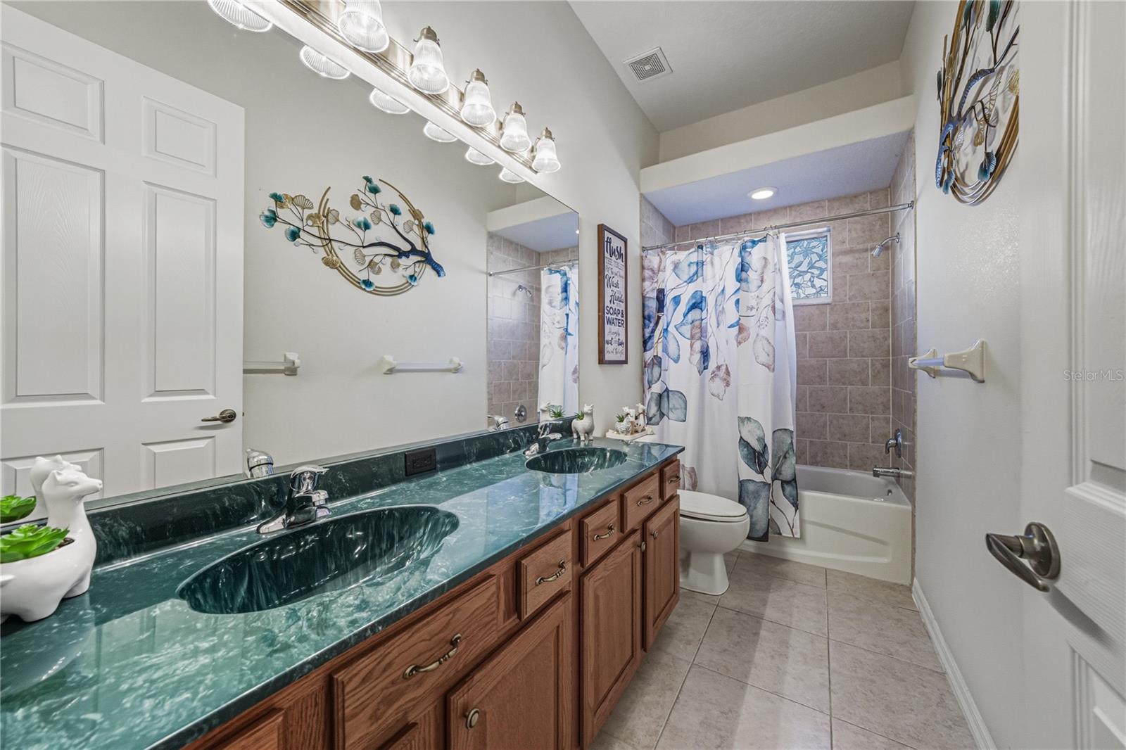 LAKE JOVITA GOLF & CC PH 1 - Residential