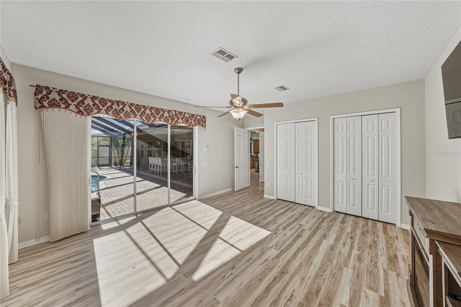 LAKE JOVITA GOLF & CC PH 1 - Residential