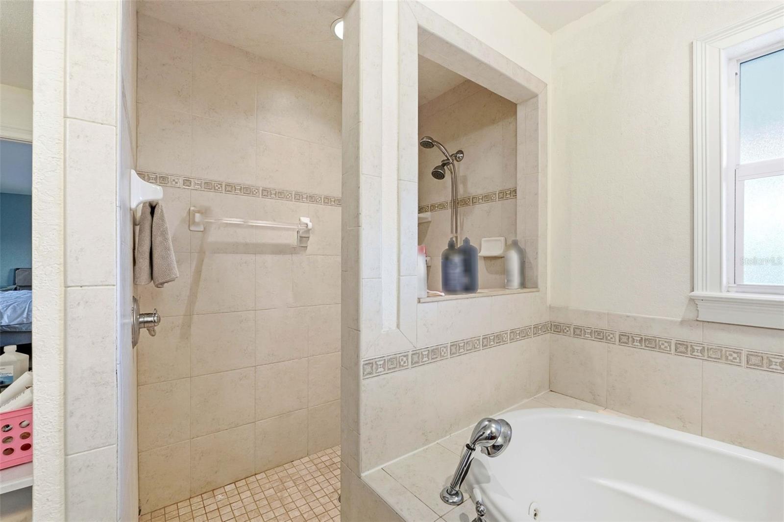 KIRKLAND LAKE ESTATES - Residential