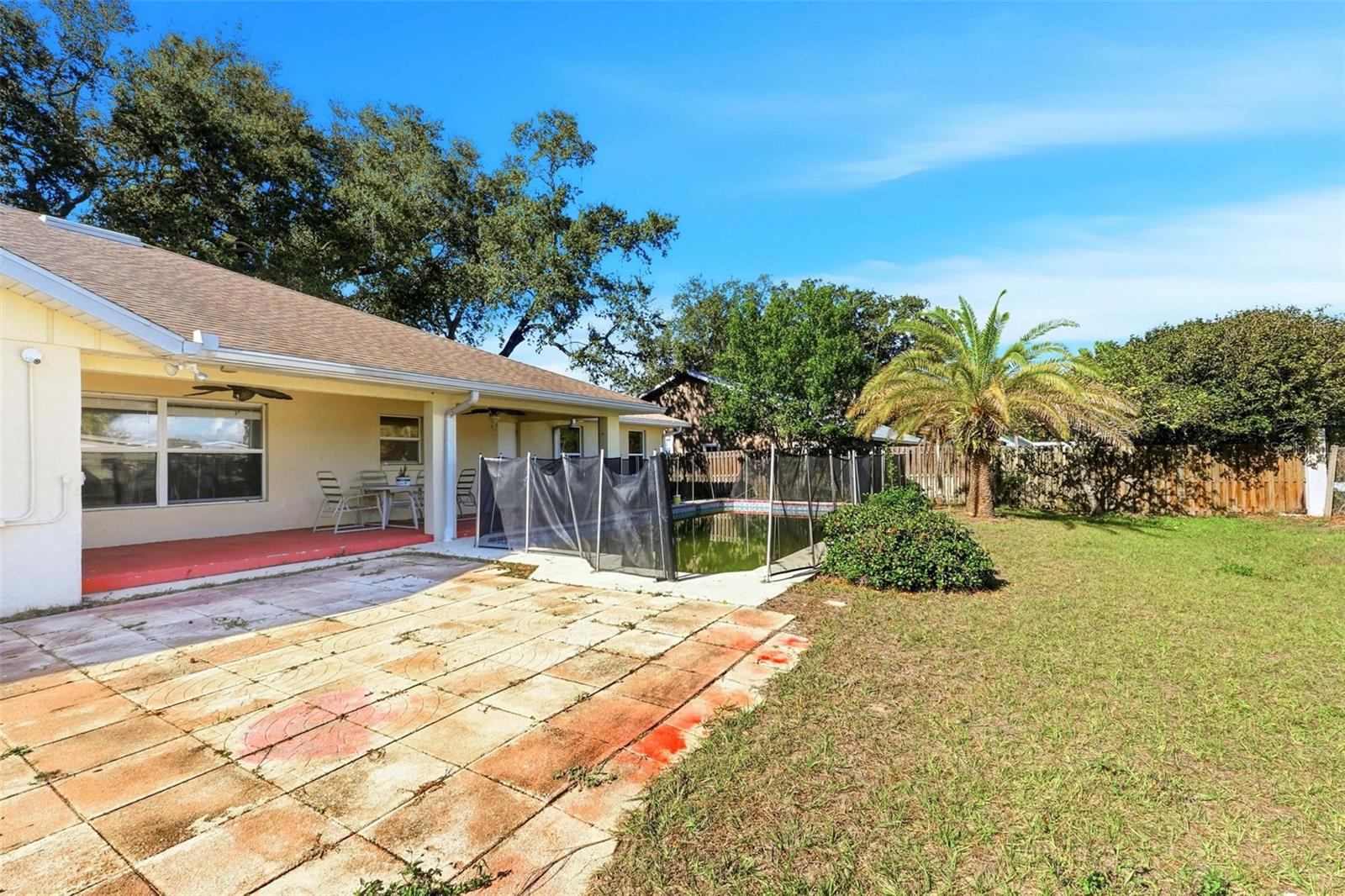 KIRKLAND LAKE ESTATES - Residential