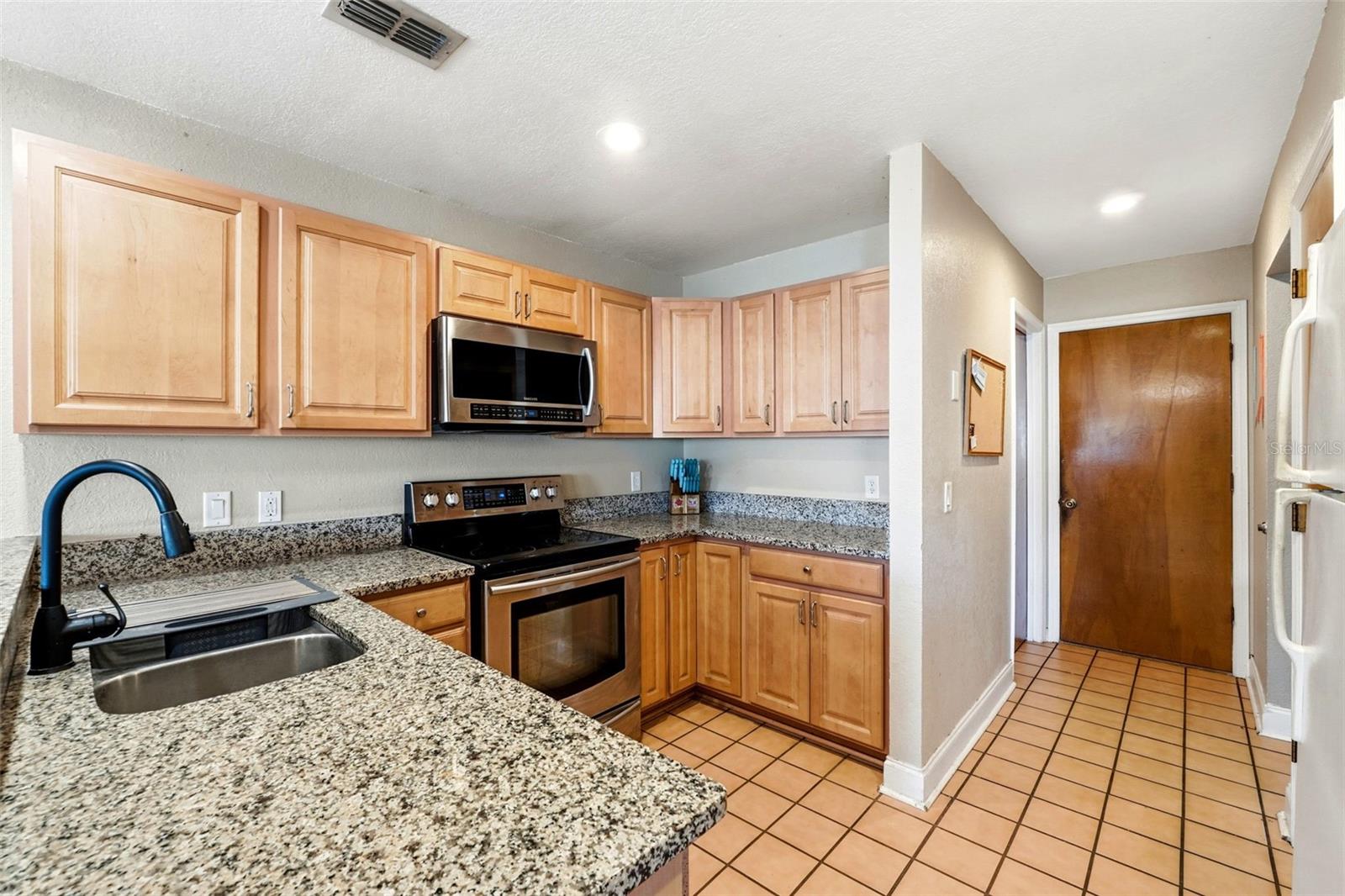 KIRKLAND LAKE ESTATES - Residential