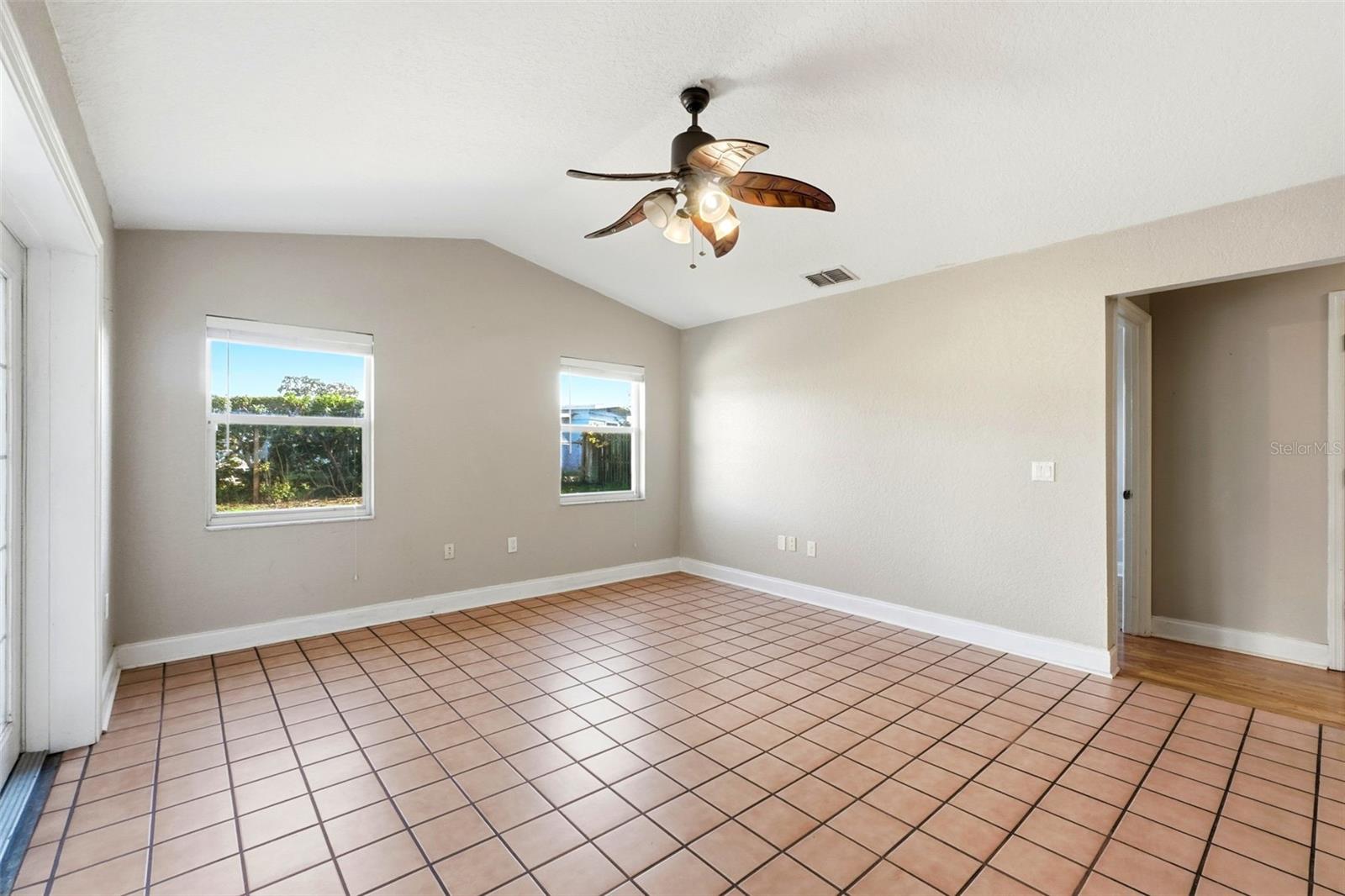 KIRKLAND LAKE ESTATES - Residential