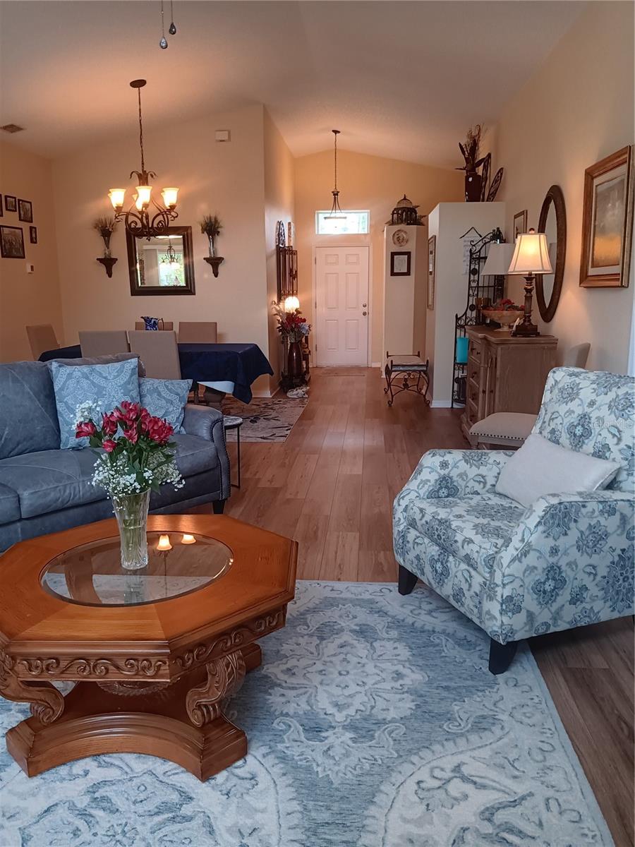 227 TWO OAKS DRIVE