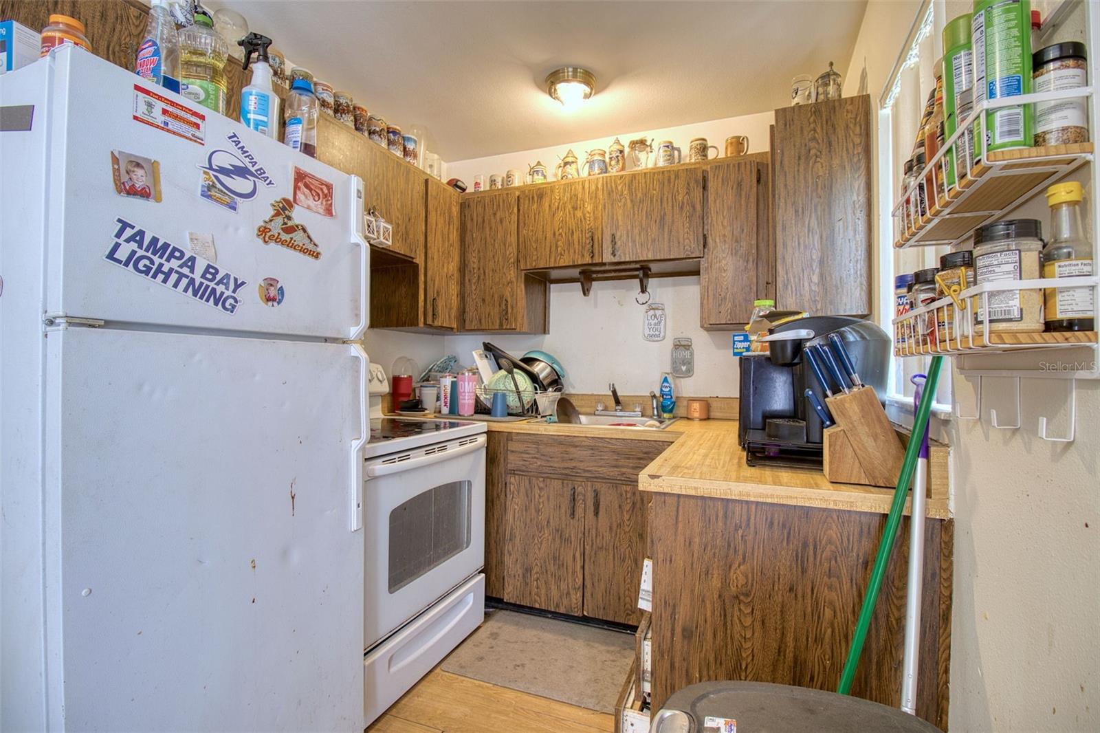 SPRING HILL - Residential