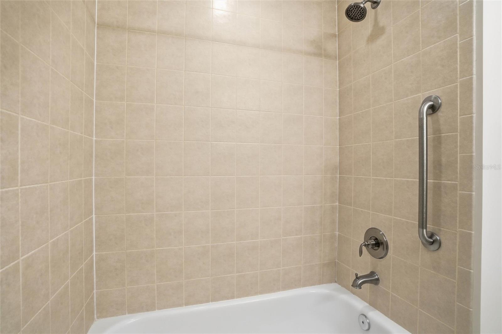 COTTAGES/STONEY CRK CONDO - Residential