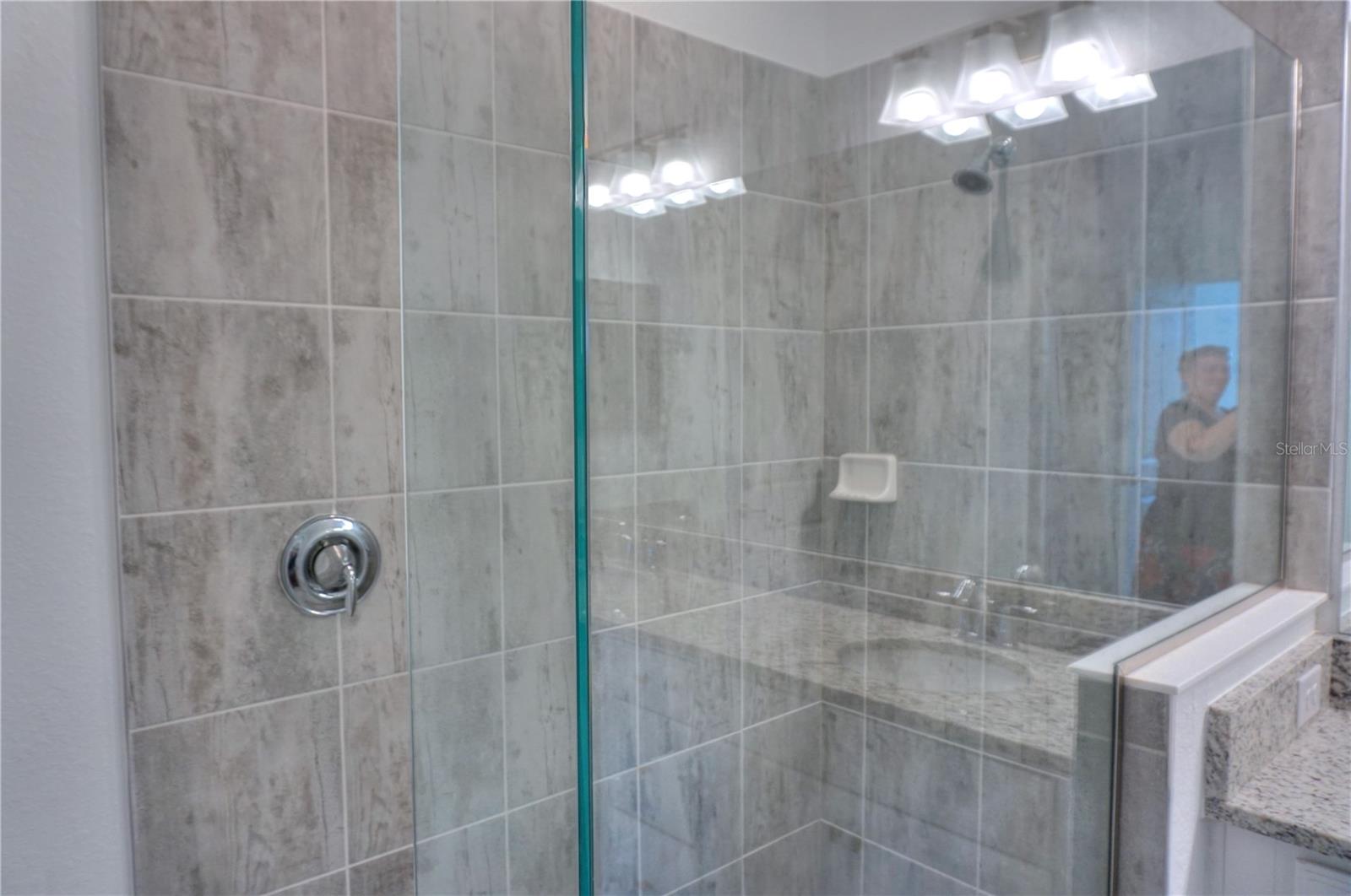 SARASOTA NATIONAL PH 13-B - Residential