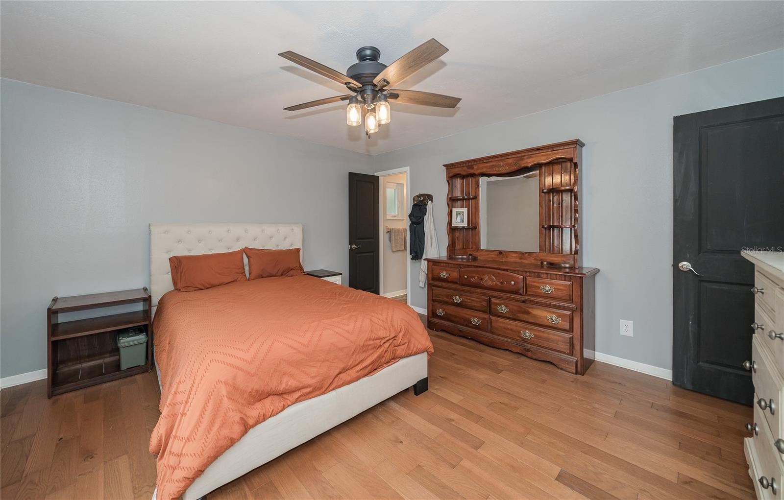 1404 REDBUD CIRCLE