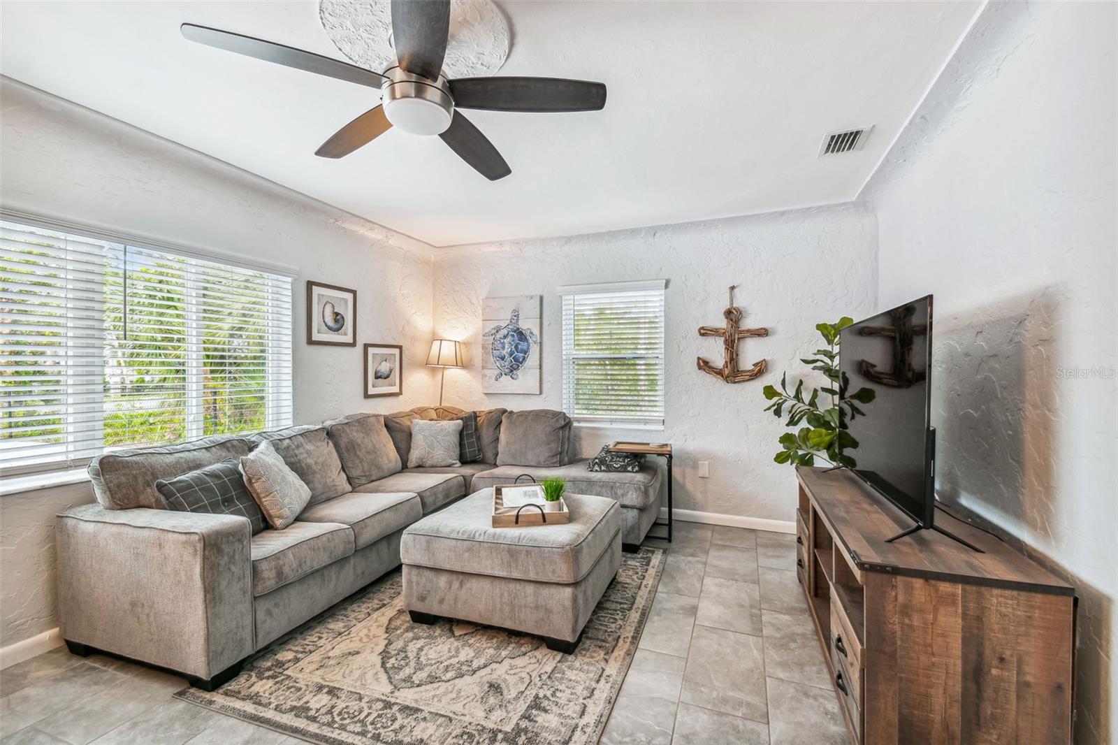 MALONES L H SUB - Residential Lease