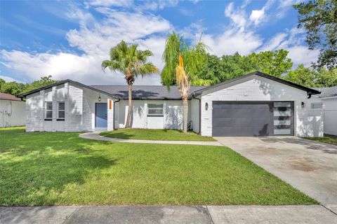 Photo of 3230 Kayenta Court, Orlando, FL 32829 (MLS # O6410669)