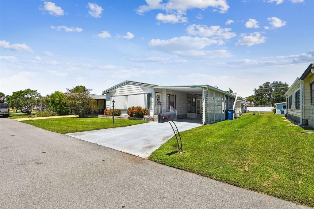 Photo of 6710 36th Avenue E #269, Palmetto, FL 34221 (MLS # A4663974)