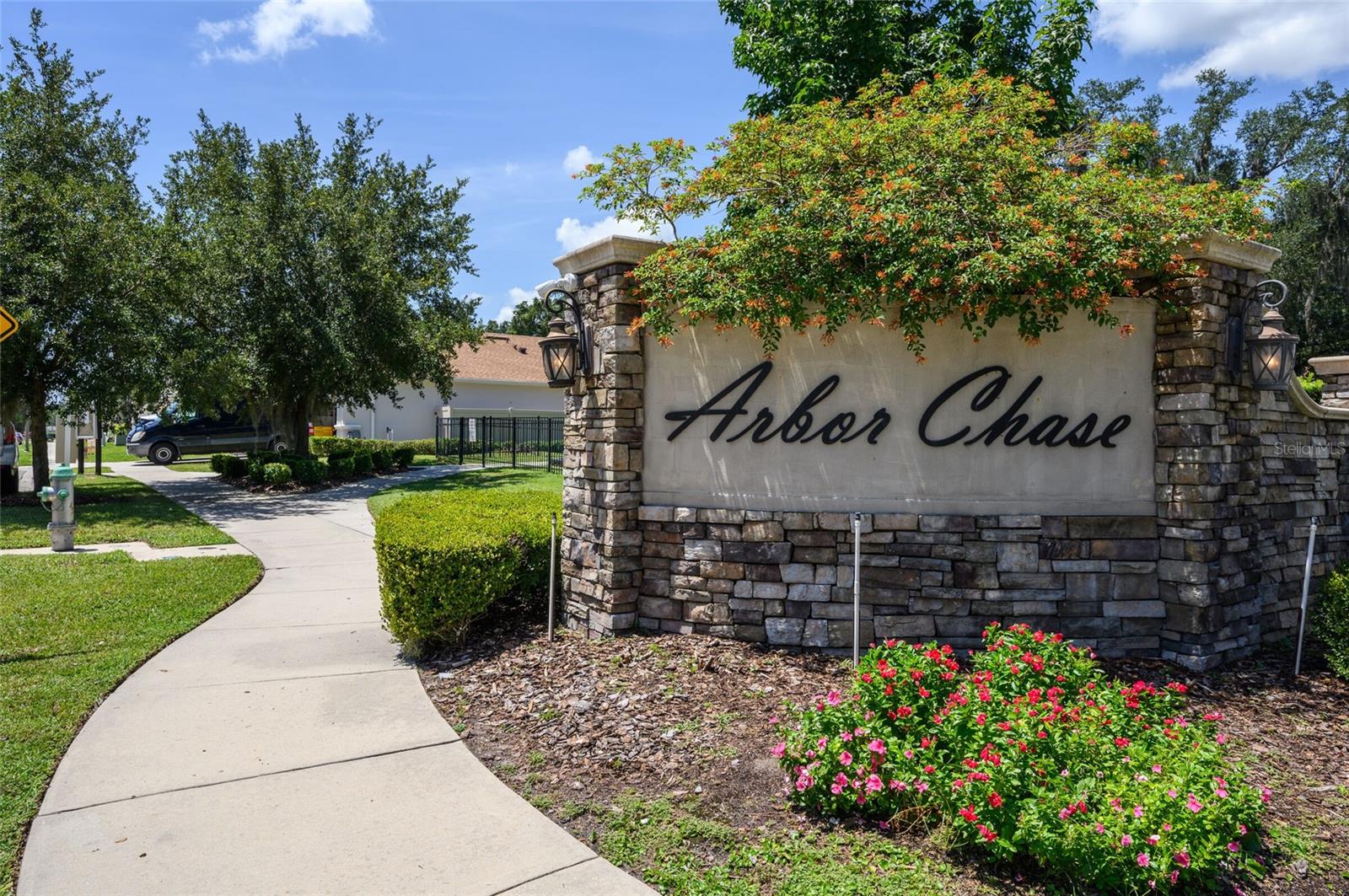 2736 ARBOR TRAIL WAY