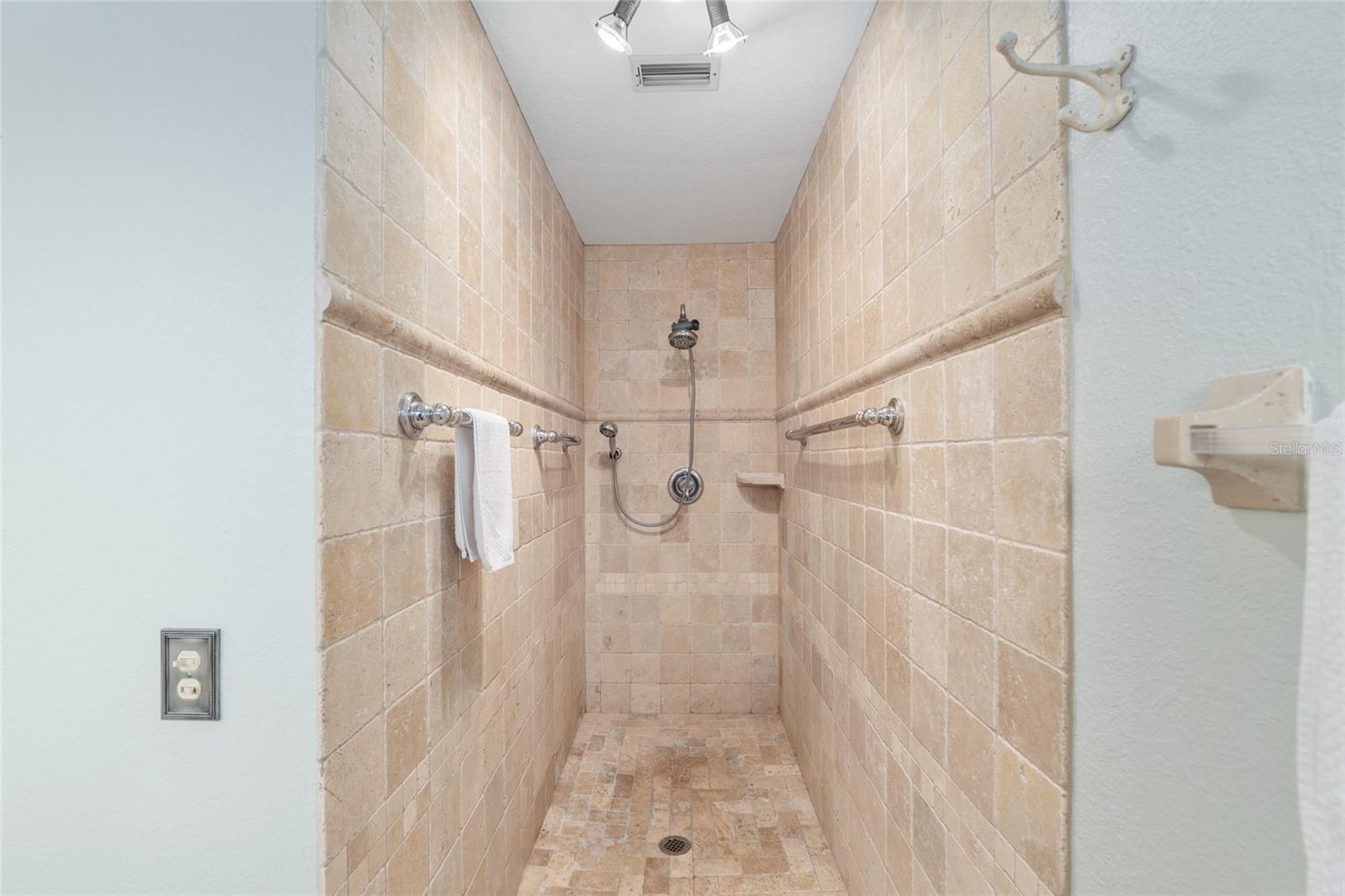 NICHOLAS ESTATE - Residential