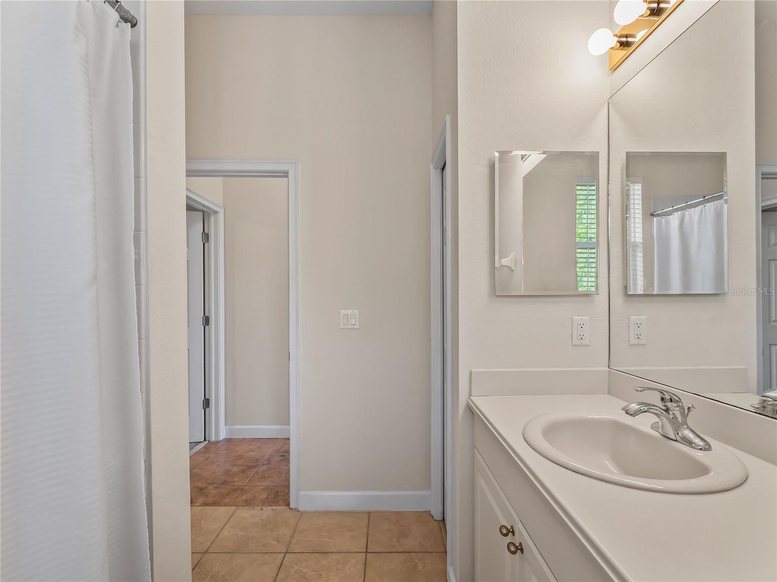 VENETIAN GOLF & RIV CLUB PH 3H - Residential