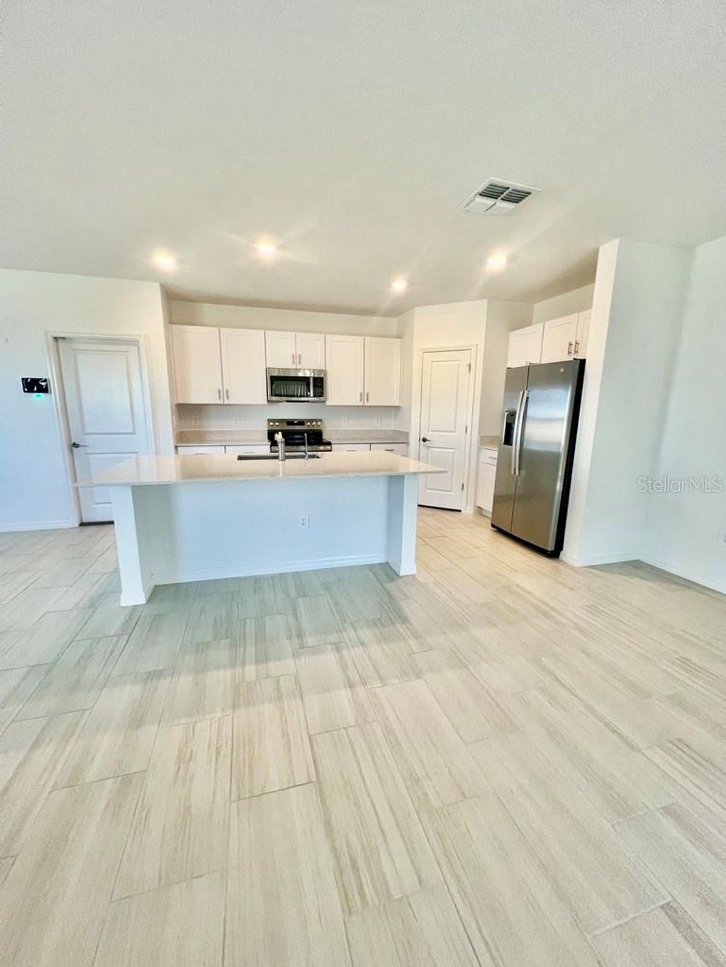 Photo of 9023 Bay Leaf Drive, Parrish, FL 34219 (MLS # TB8452891)