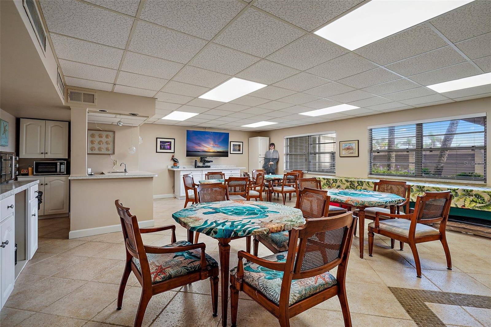 GULF 5000 ASSOC INC CONDO - Residential Lease