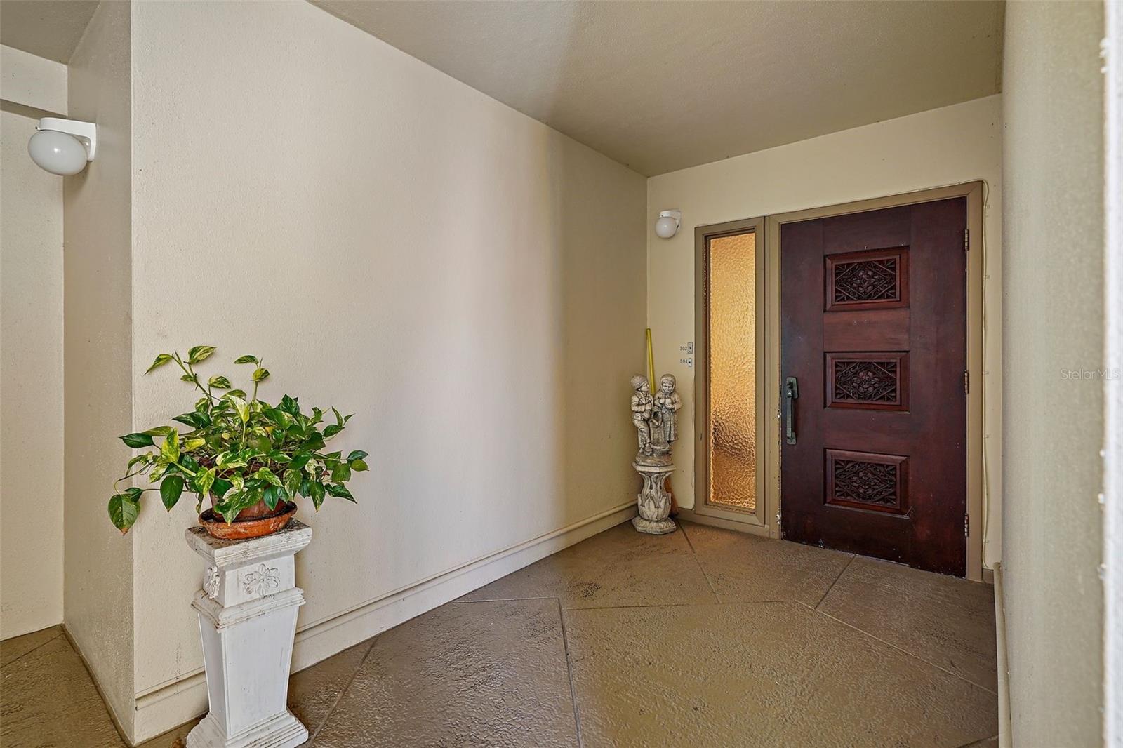 GULF 5000 ASSOC INC CONDO - Residential Lease