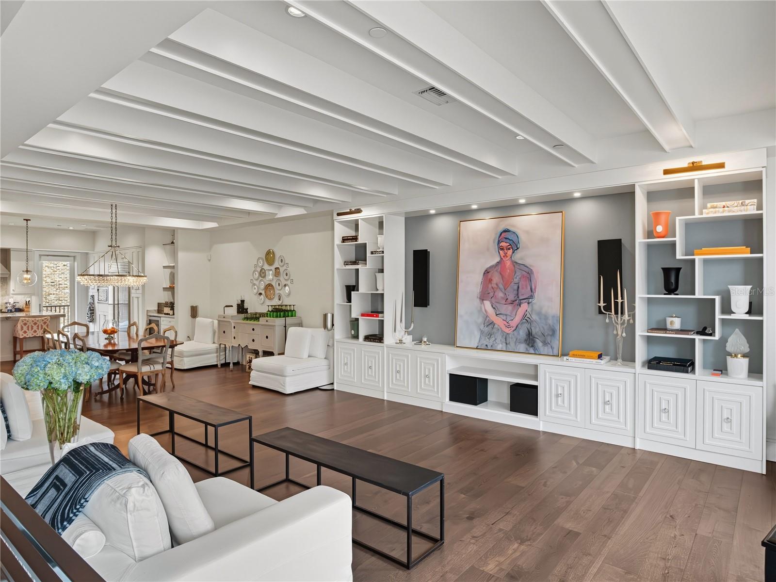 419 W MORSE BOULEVARD