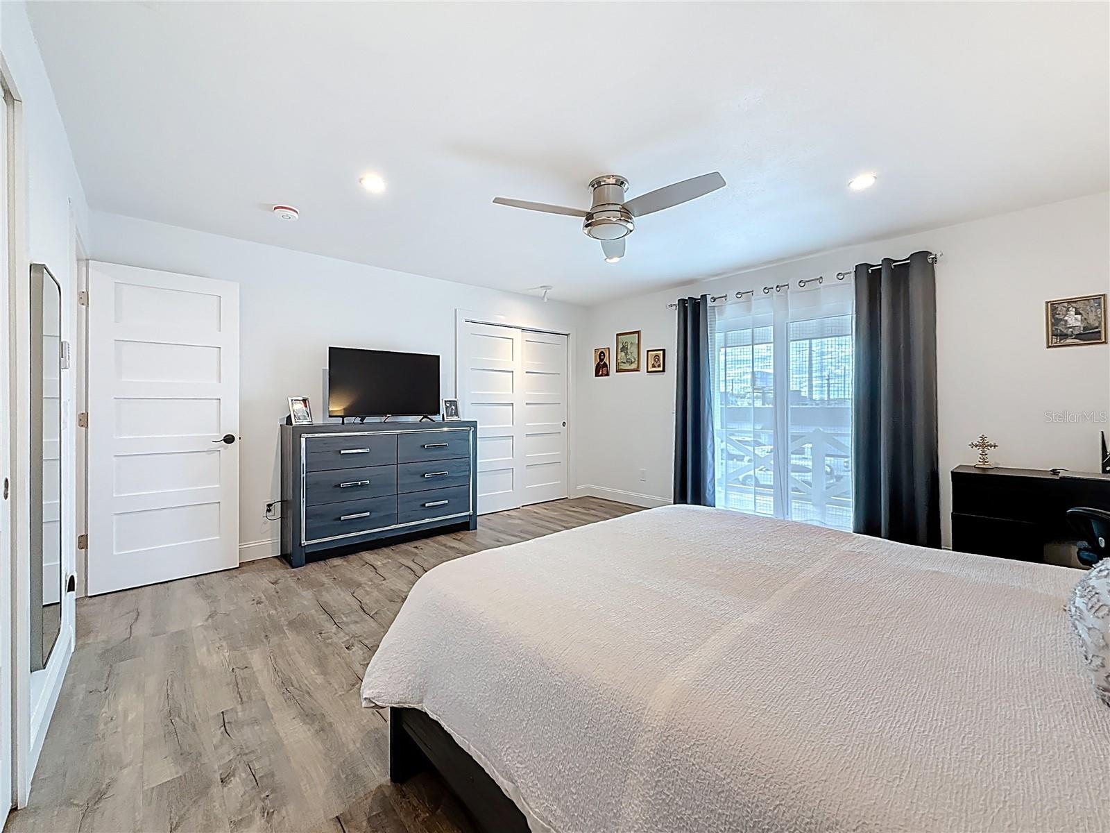 ROTHMOOR ESTATES CONDO - Residential