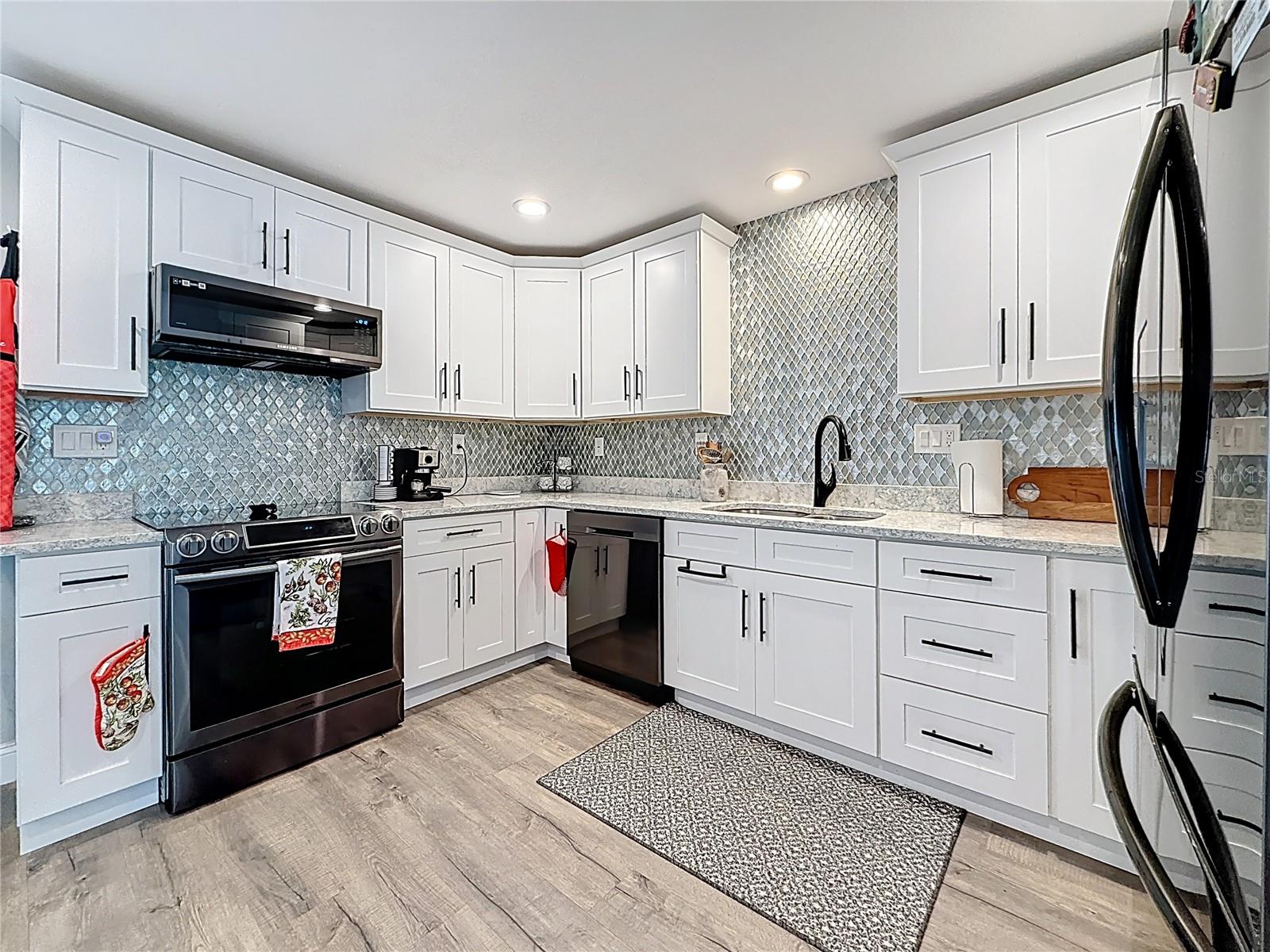 ROTHMOOR ESTATES CONDO - Residential