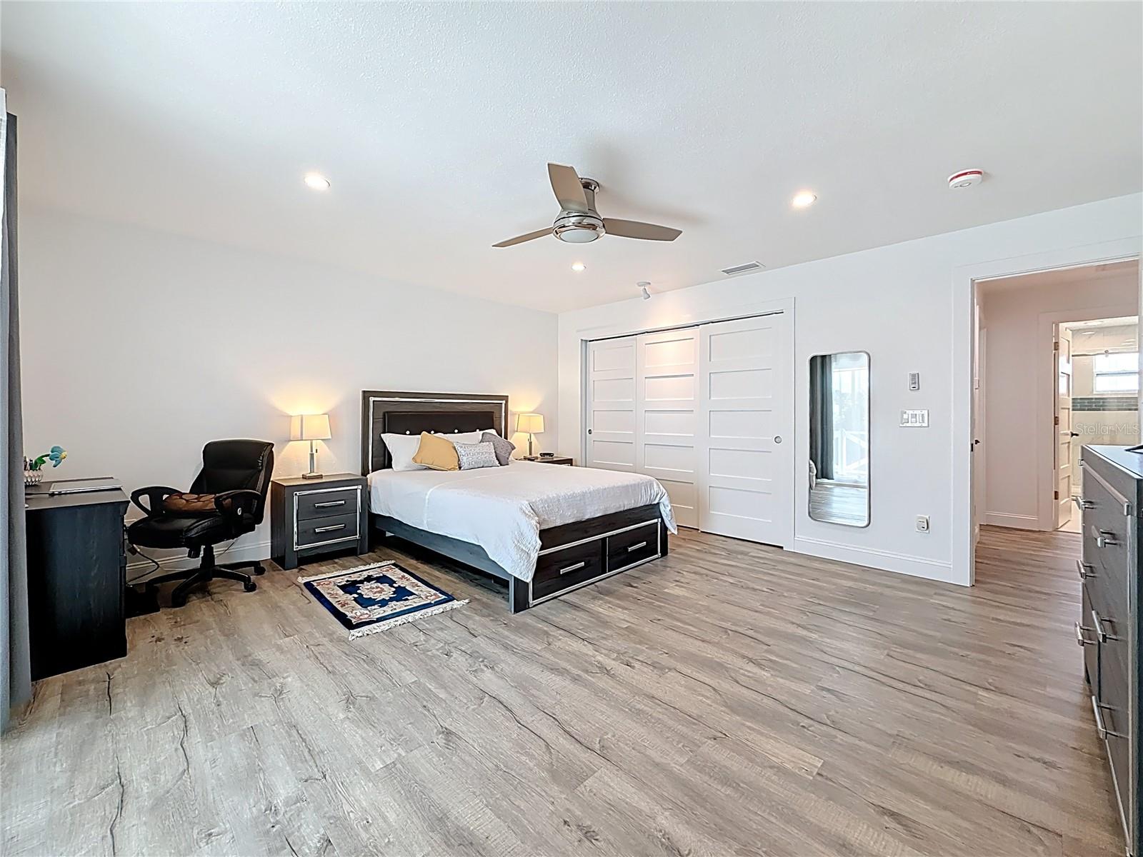 ROTHMOOR ESTATES CONDO - Residential