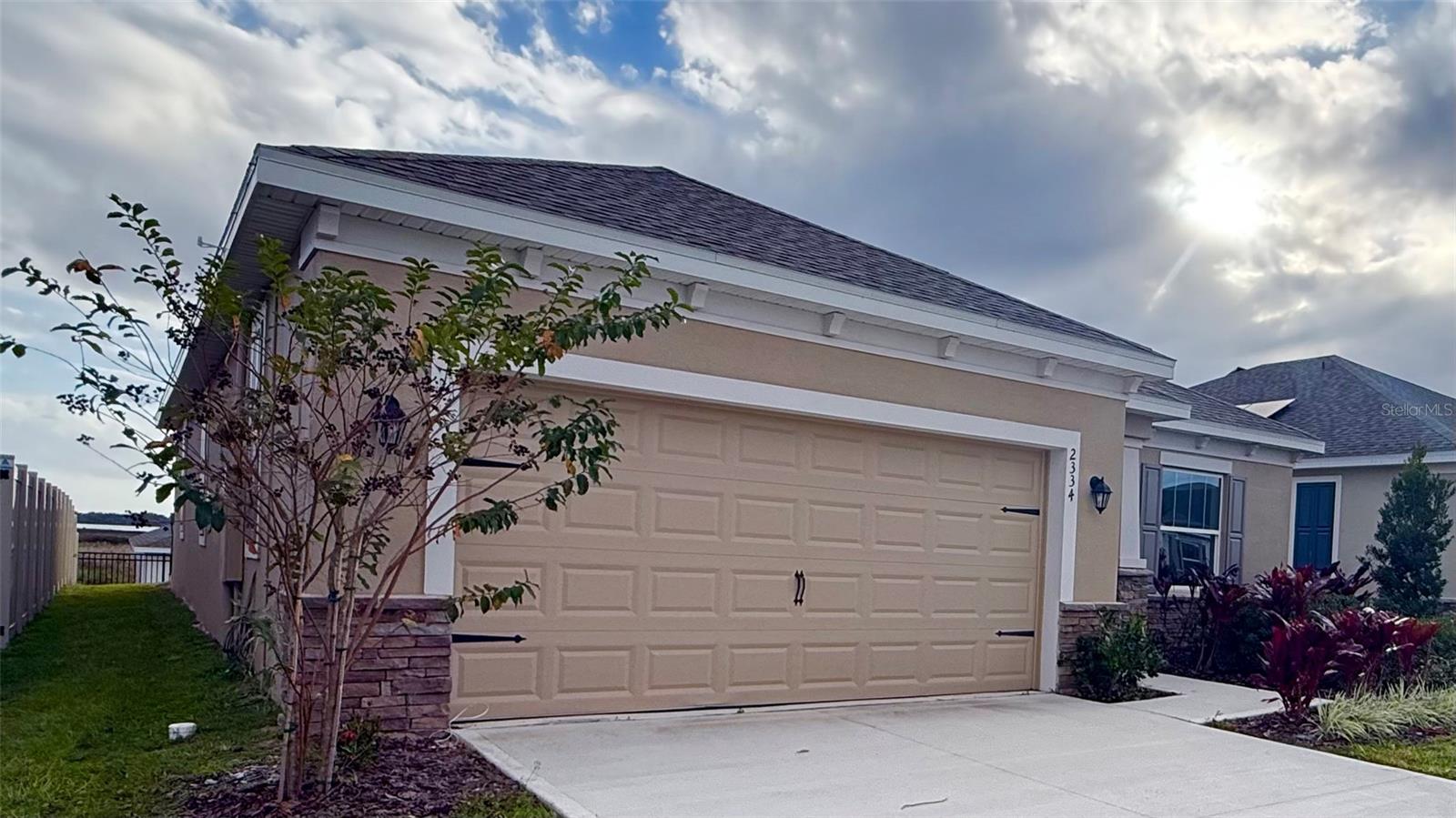 EDEN HILLS - Residential