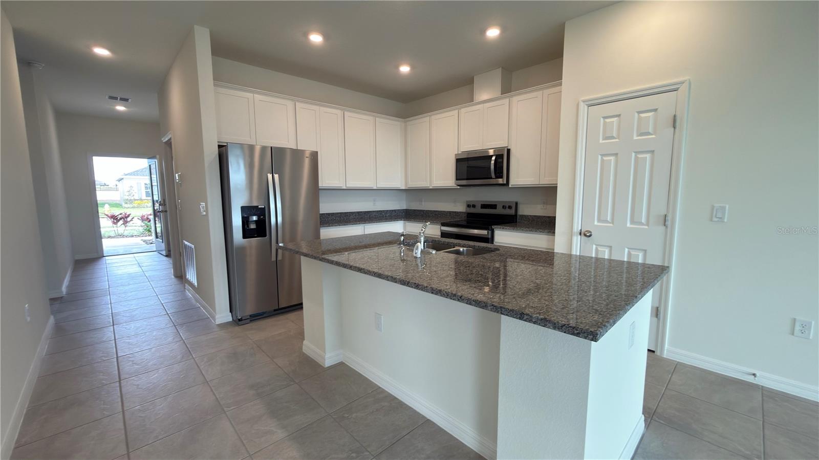 EDEN HILLS - Residential