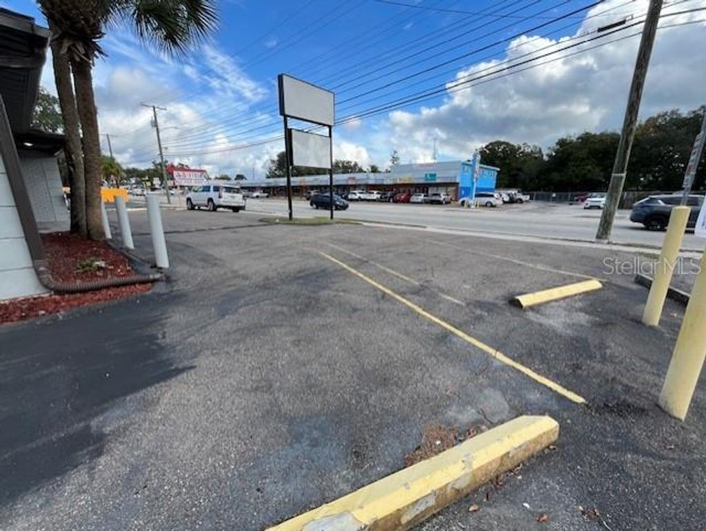 Photo of 6708 N Armenia Avenue, Tampa, FL 33604 (MLS # TB8429739)