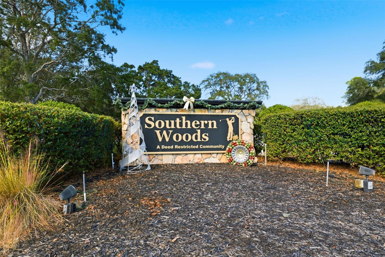 SOUTHERN WOODS AT SUGARMILL WOODS - Residential