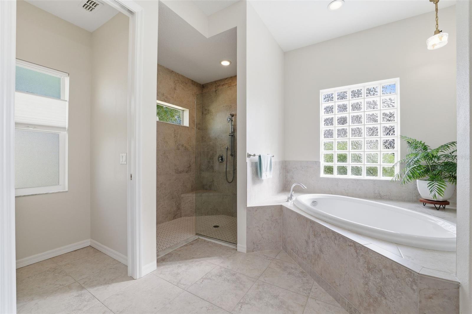 SOUTHERN WOODS AT SUGARMILL WOODS - Residential