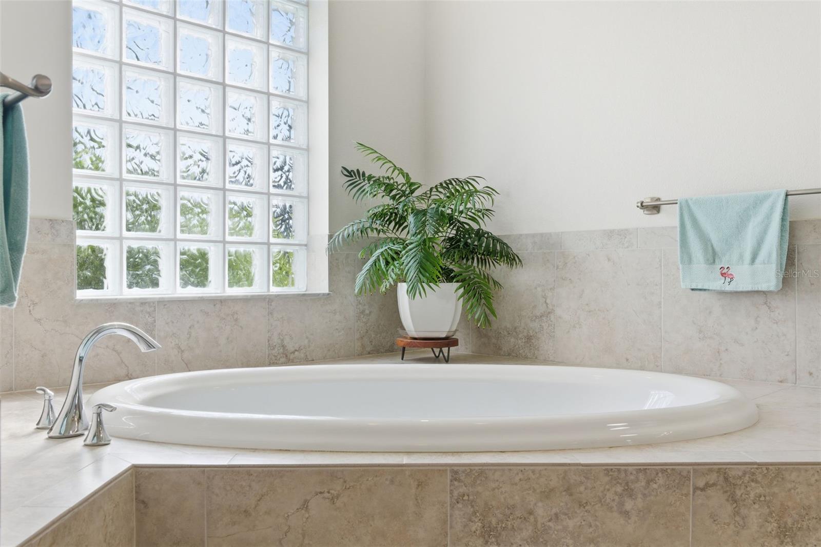 SOUTHERN WOODS AT SUGARMILL WOODS - Residential