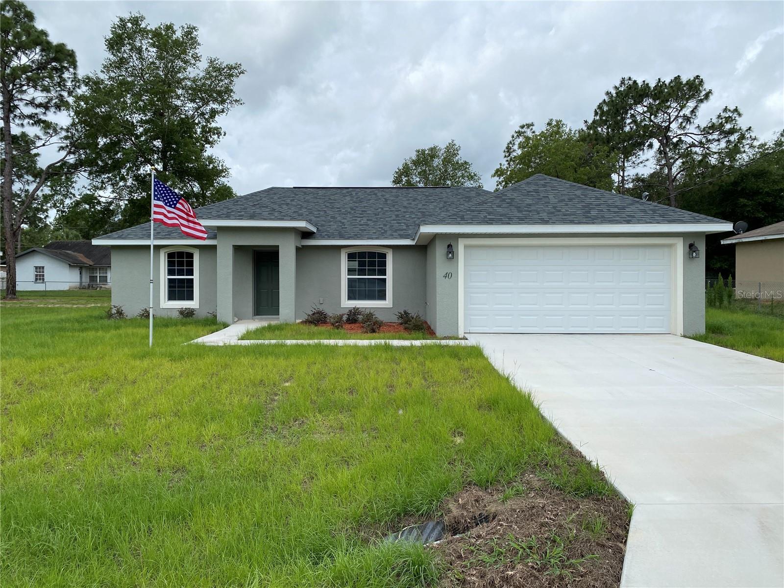 Desirable SE Ocala Neighborhood 3/2/2 *WON'T LAST*
To schedule a Showing or Submit an Application please visit: https://www.rpmdiversified./houses-rent
This Beautiful Home is in a desirable SE Ocala neighborhood.
Home offers a spacious split plan with cathedral ceilings in the living room and kitchen. Kitchen design features, stainless appliances with stunning granite countertops to compliment the upgraded wood cabinetry featuring self-closing drawers and doors! You will enjoy entertaining in this kitchen with its eight foot serving counter and sliding door leading to attached screen enclosed lanai! Master bedroom is spacious and features walk in closet with a custom tiled master bath and wood cabinetry with granite counters! All wet areas are tiled with carpeted living areas. Two car garage boasts painted interior, epoxy flooring.
All RPM Diversified residents are enrolled in the Resident Benefits Package (RBP) for $39.95/month which includes renters insurance, credit building to help boost your credit score with timely rent payments, $1M Identity Protection, HVAC air filter delivery (for applicable properties), move-in concierge service making utility connection and home service setup a breeze during your move-in, our best-in-class resident rewards program, and much more! More details upon application.
Non-Smoking Home. Renter's Insurance is required!
First and Security required to Move-In
Our property offers deposit-free leasing using Obligo billing authorization technology (for qualified renters).
Available with no security deposit with Obligo!
There are restrictions on pets, if pets are allowed, there will be additional fees required.
By applying to lease with Real Property Management Diversified you will have to create either a pet/animal profile or a no-pet profile using our firm’s third-party screening service. Click here https://rpmdiversified.petscreening/ to start.
Please Note: We do not advertise on Craigslist if you see this house advertised on Craigslist it is a scam.