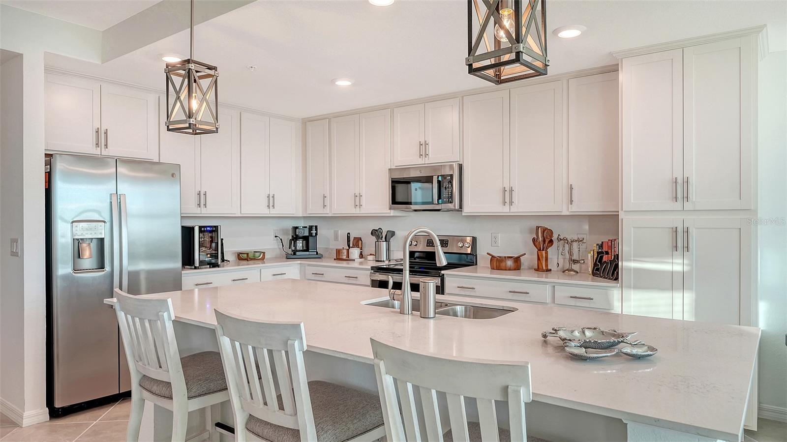 WELLEN PK PH I TER I - Residential Lease