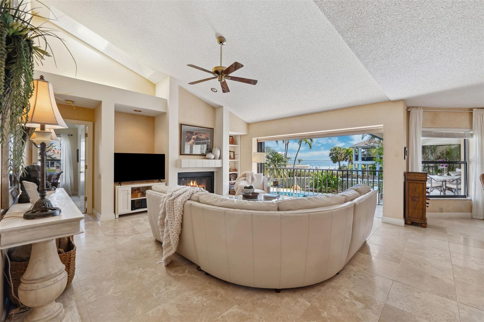 TIERRA VERDE UNIT 1 1ST REP - Residential