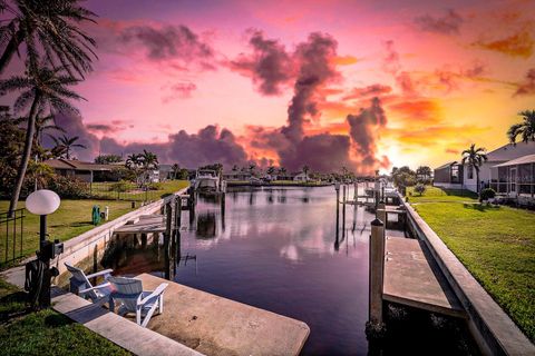 A home in PUNTA GORDA