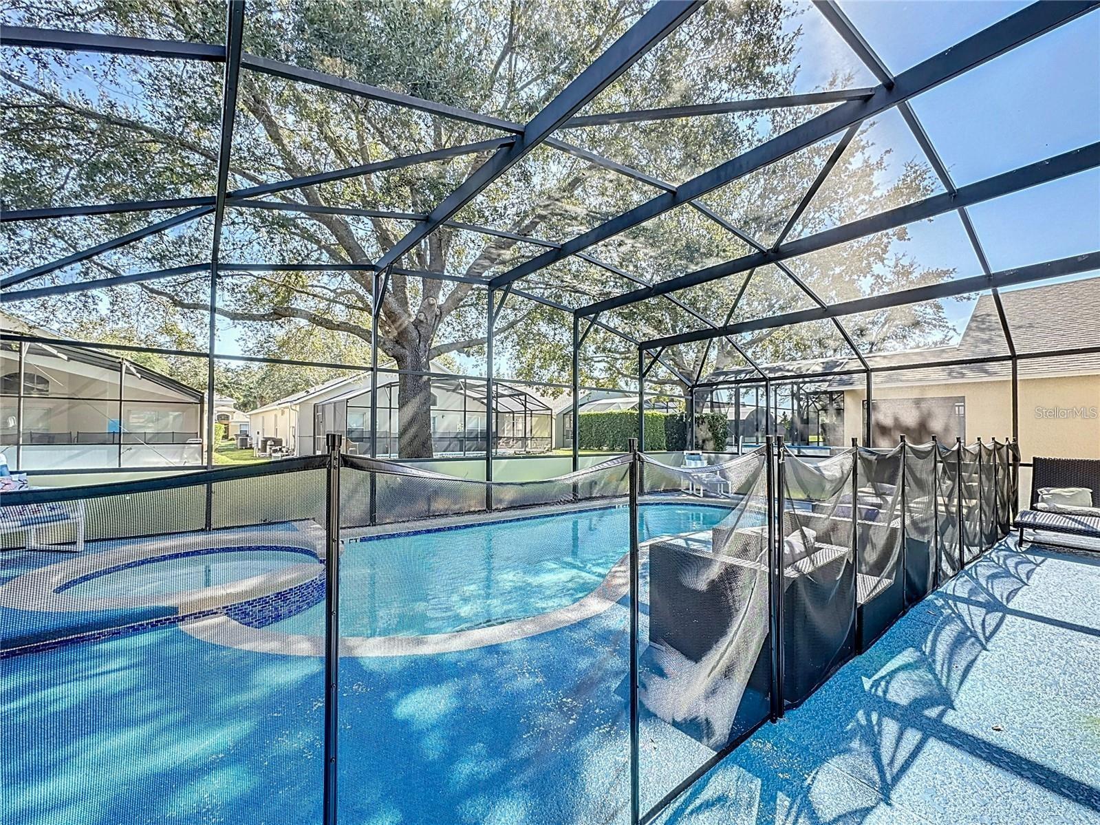 EMERALD ISLAND RESORT PH 04 - Residential