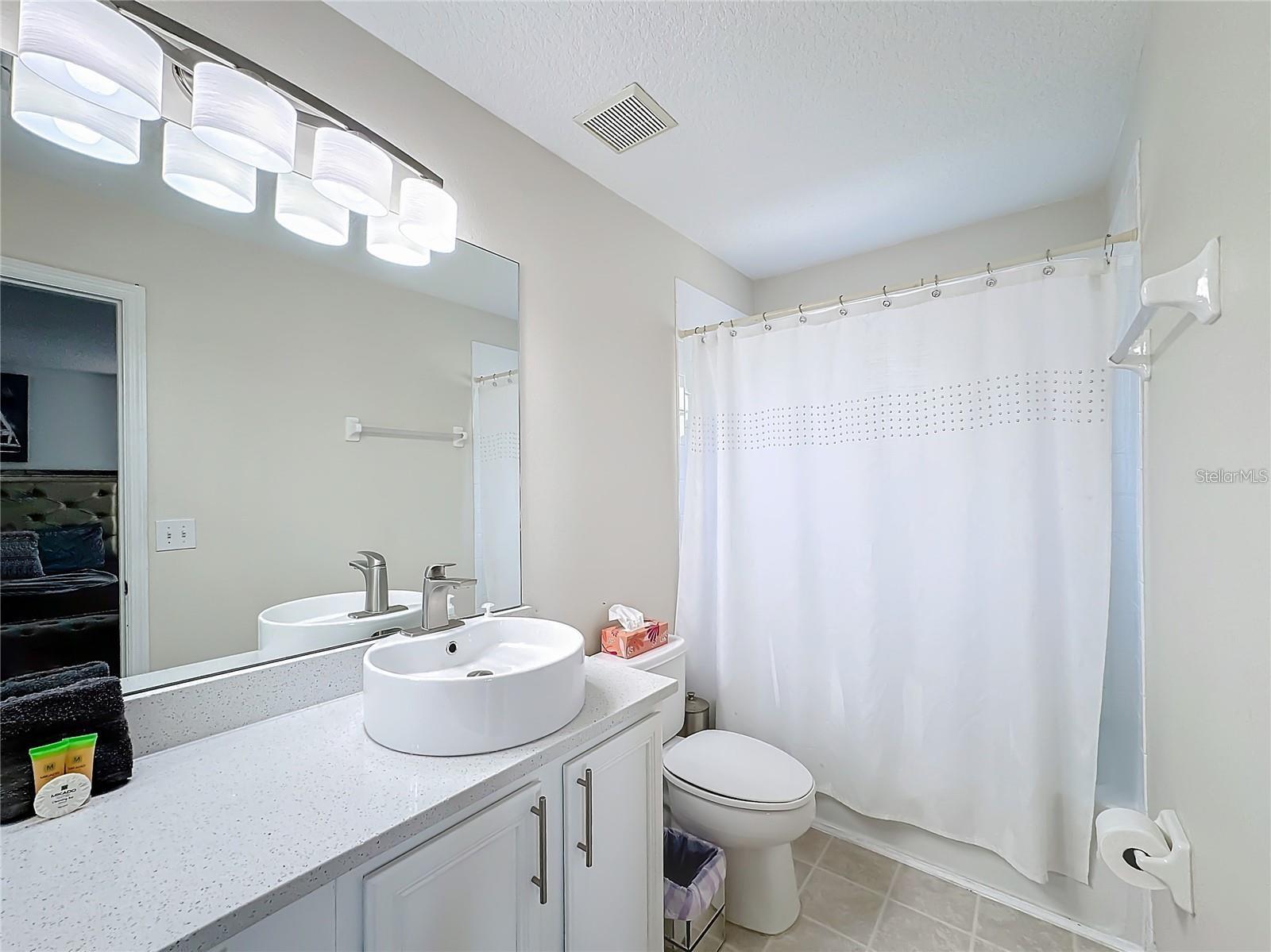 EMERALD ISLAND RESORT PH 04 - Residential