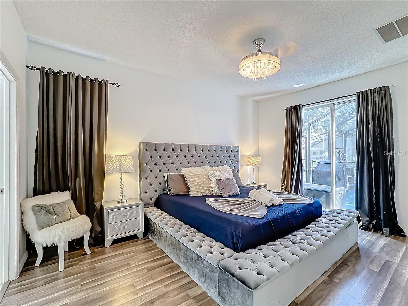 EMERALD ISLAND RESORT PH 04 - Residential