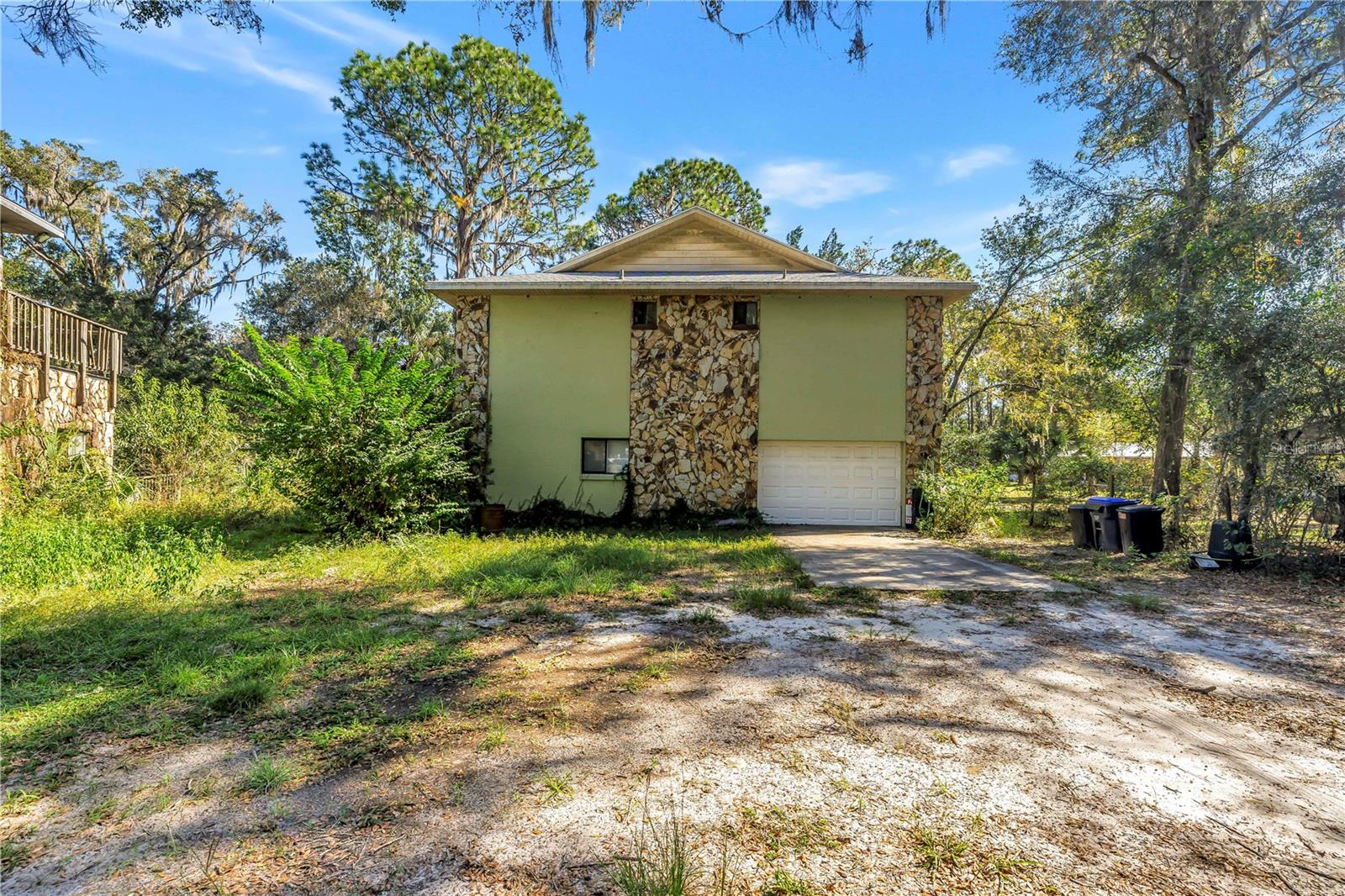 8885 SW 190TH AVENUE ROAD
