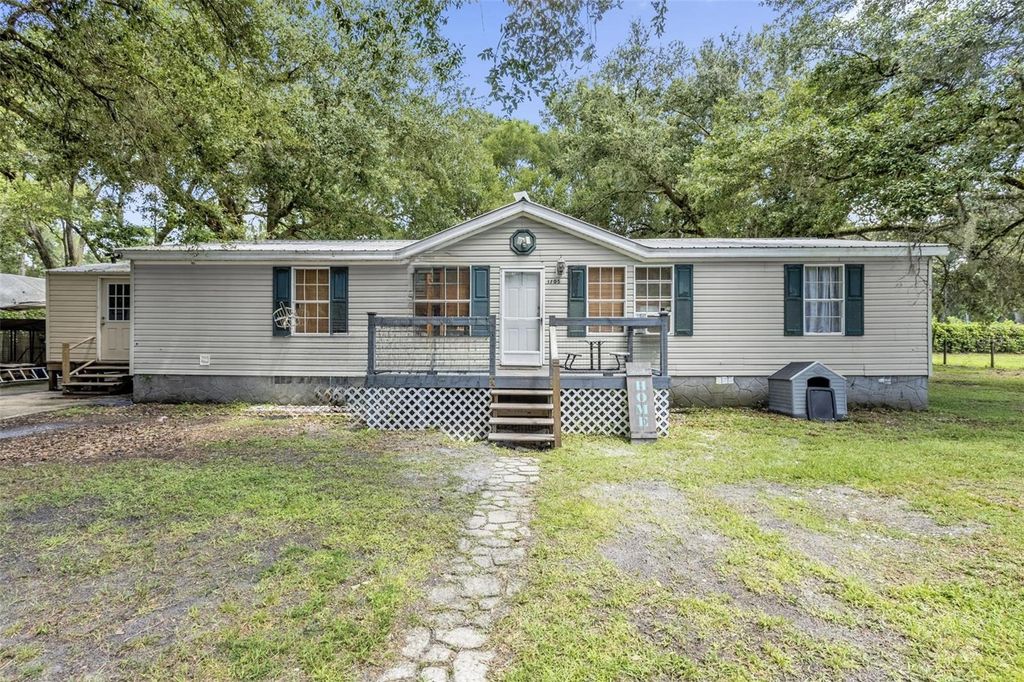 Photo of 1705 SE 179 Place, Summerfield, FL 34491 (MLS # S5154446)