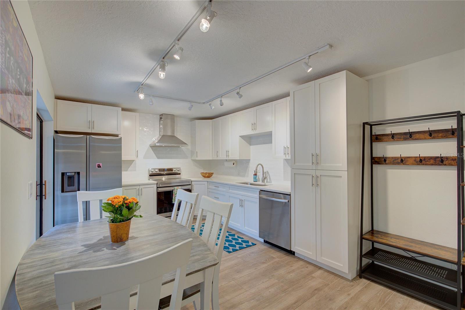 WEDGE WOOD OF PALM HARBOR - Residential