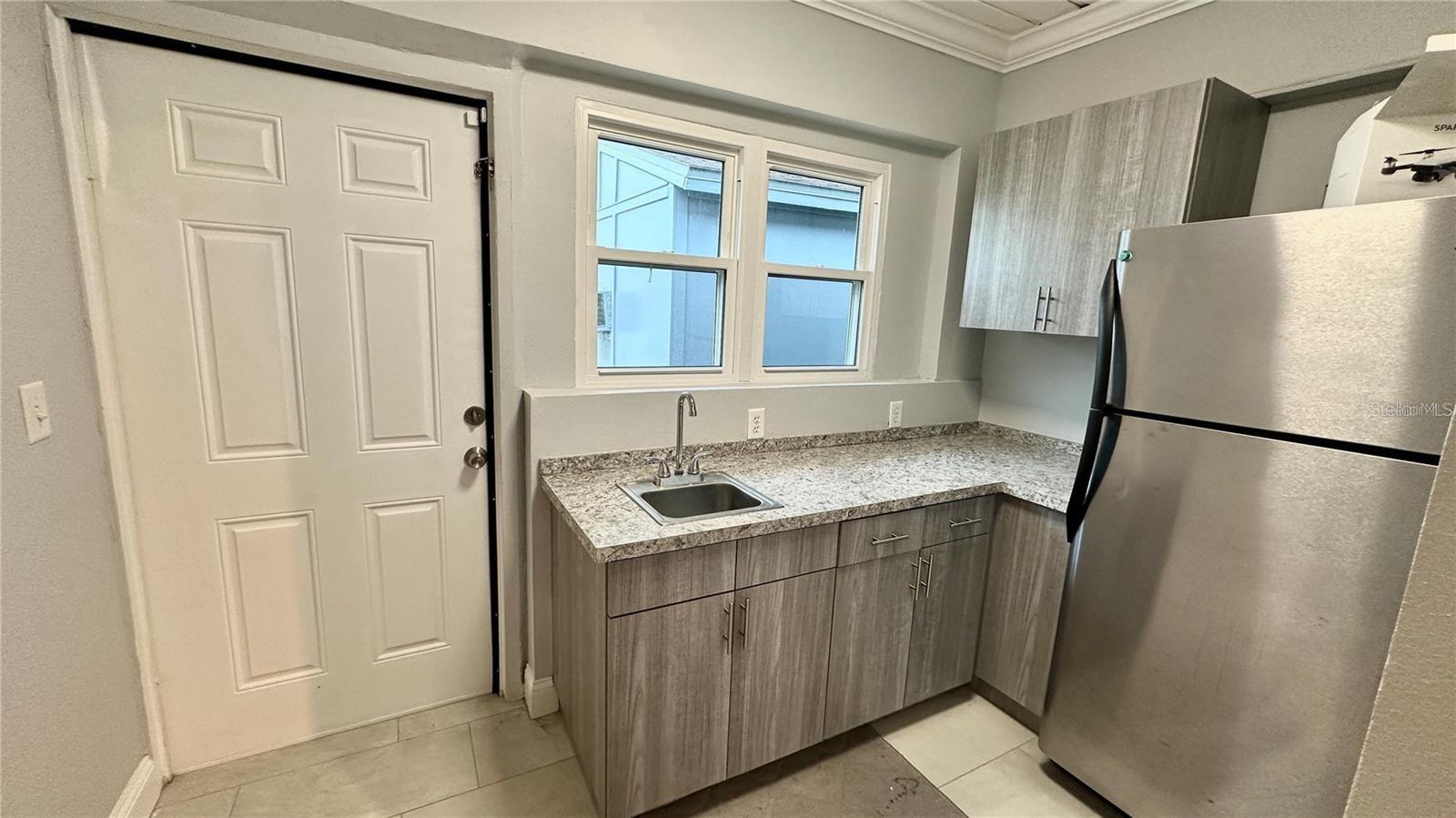 LAKE BARTON MANOR ADD 01 - Commercial Sale