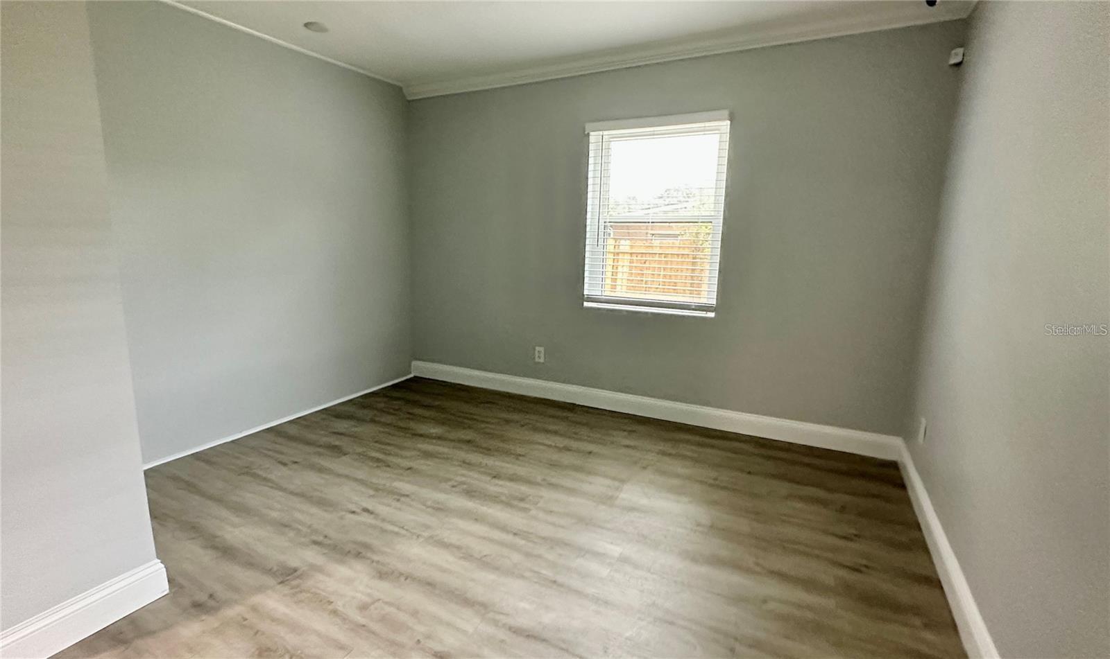 LAKE BARTON MANOR ADD 01 - Commercial Sale