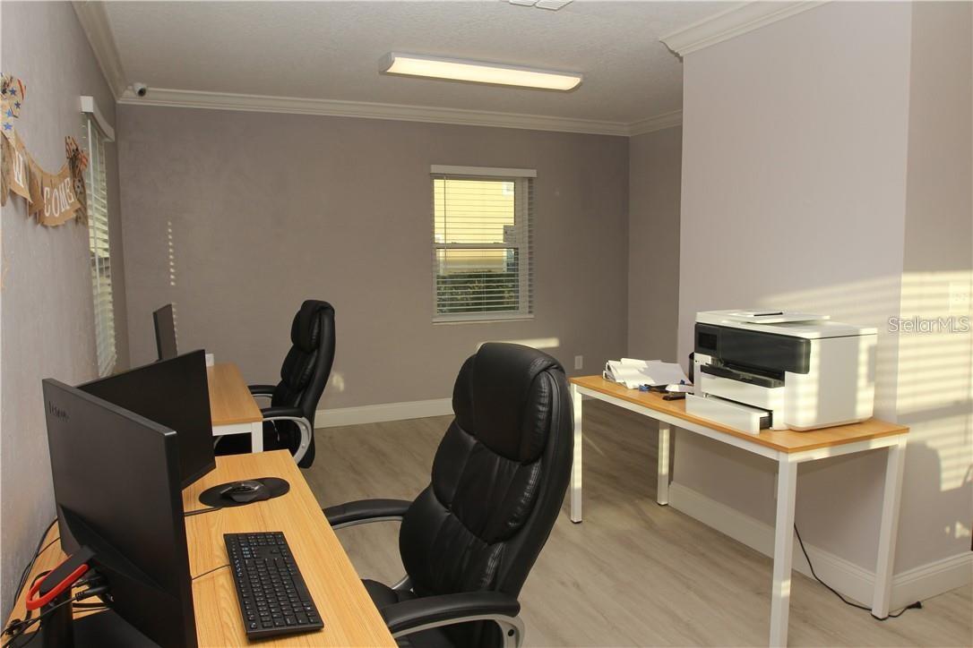 LAKE BARTON MANOR ADD 01 - Commercial Sale