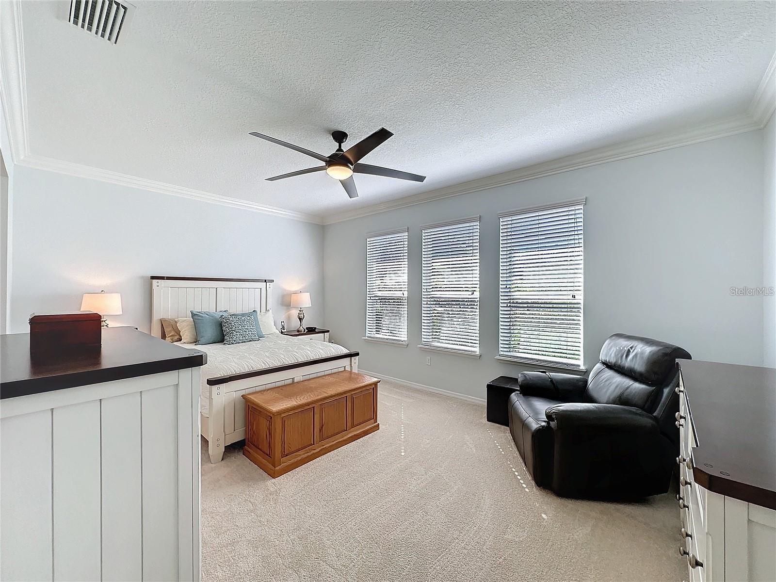 CASCADES OF GROVELAND (TRILOGY) - Residential