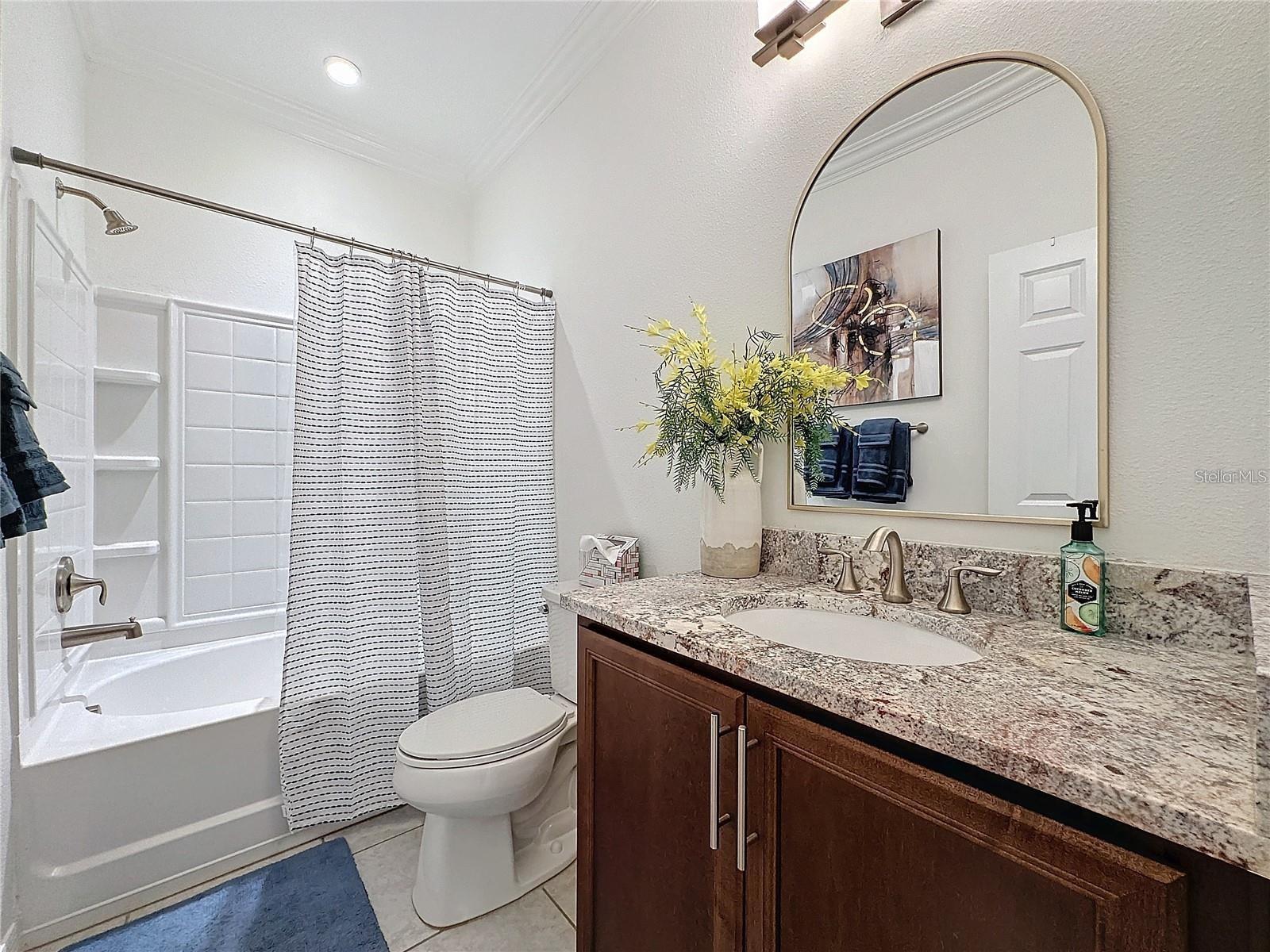CASCADES OF GROVELAND (TRILOGY) - Residential