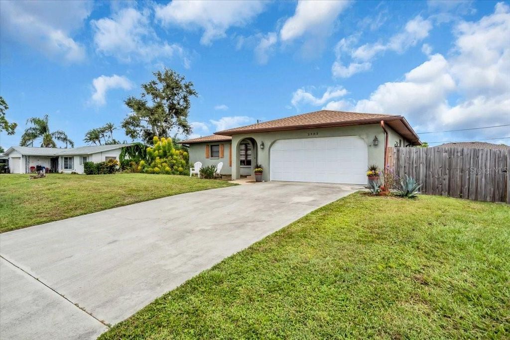 Photo of 2983 Odessa Road, Venice, FL 34293 (MLS # N6140749)