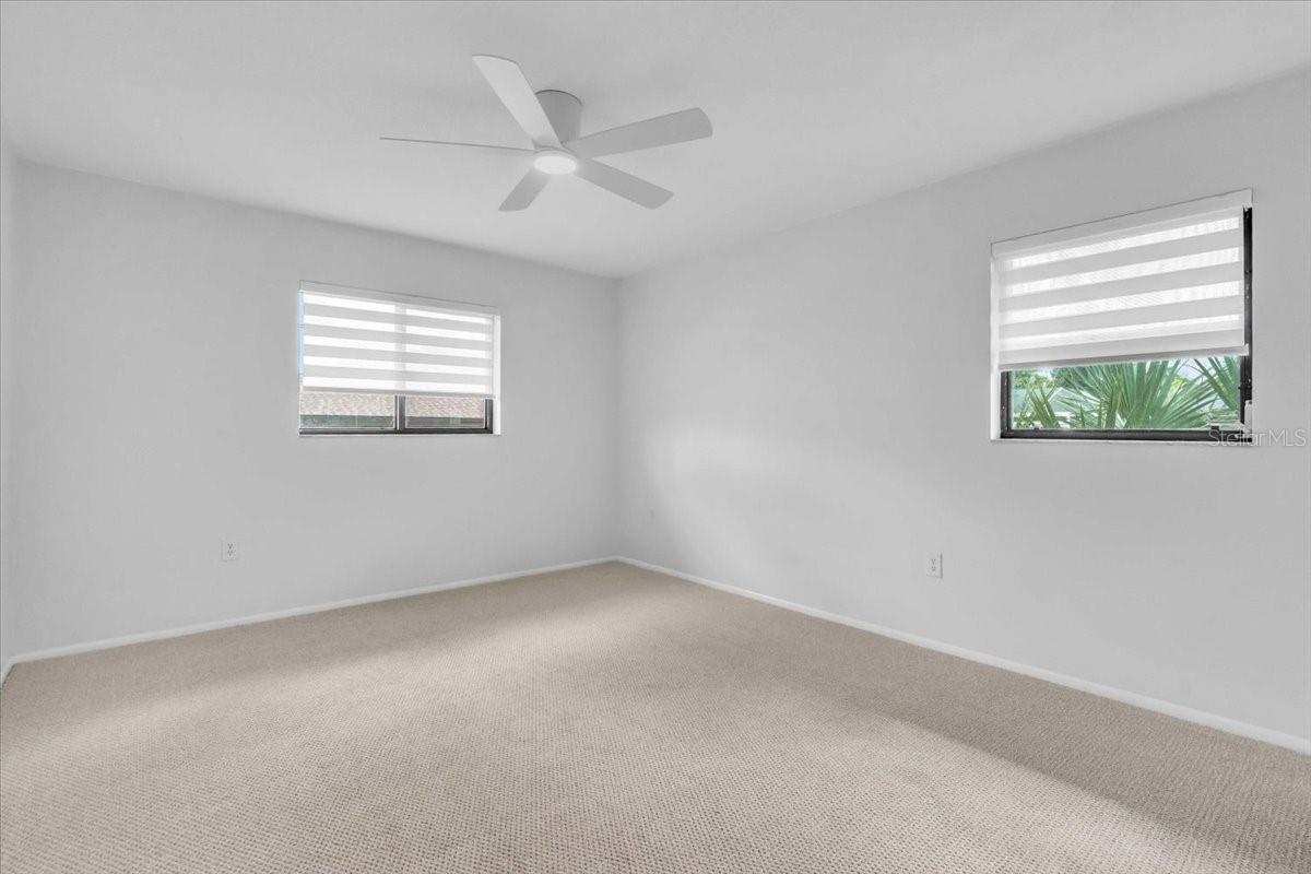 SOUTH VENICE - Residential