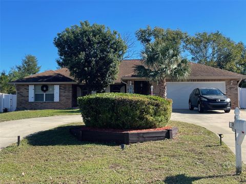 A home in DELTONA