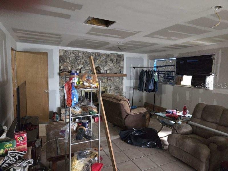 GOLDEN ESTATES 1ST ADD - Residential